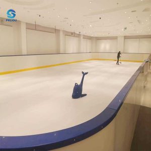 What is difference between artificial ice rink and real ice rink?