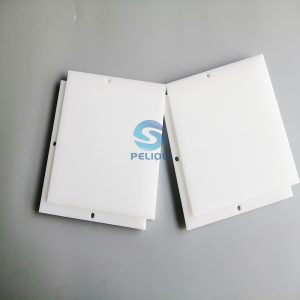 Revolutionising the experience! Artificial Ice Rinks with UHMWPE Flooring Revolutionising the experience! Artificial Ice Rinks with UHMWPE Flooring